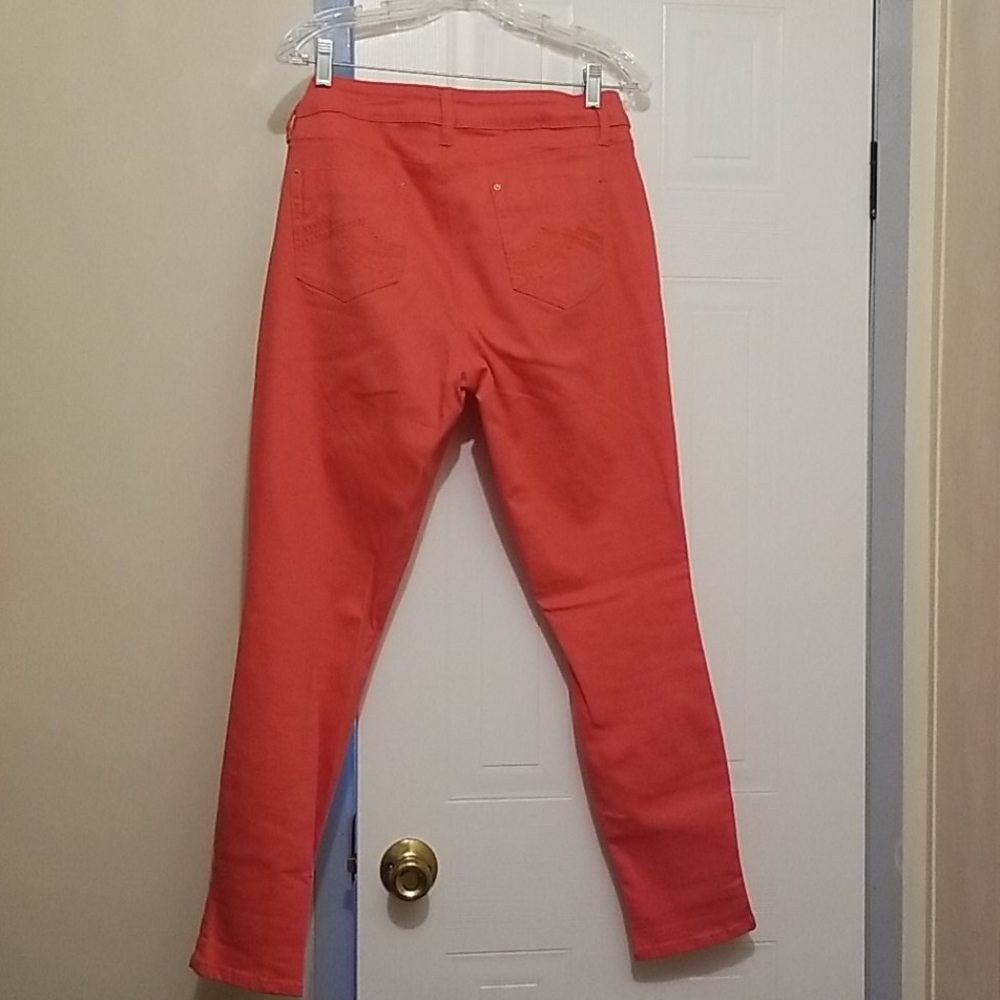 Pants - Picture 7 of 7